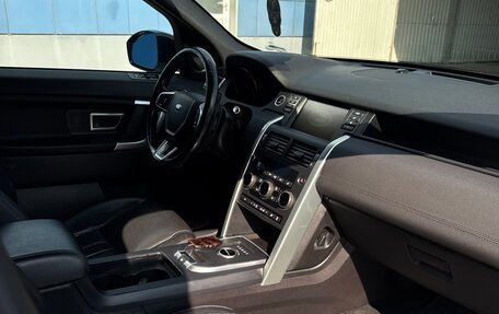 Land Rover Discovery Sport I рестайлинг, 2016 год, 2 250 000 рублей, 9 фотография