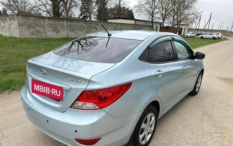 Hyundai Solaris II рестайлинг, 2011 год, 550 000 рублей, 8 фотография