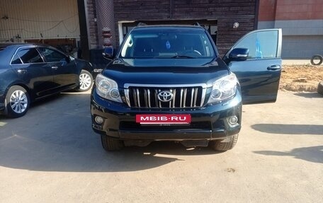 Toyota Land Cruiser Prado 150 рестайлинг 2, 2011 год, 2 500 000 рублей, 5 фотография