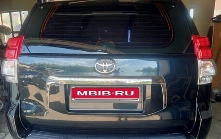 Toyota Land Cruiser Prado 150 рестайлинг 2, 2011 год, 2 500 000 рублей, 6 фотография