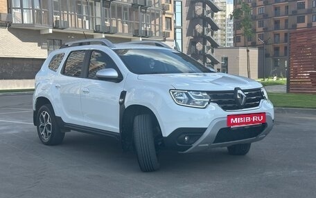 Renault Duster, 2022 год, 2 250 000 рублей, 3 фотография