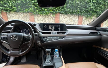 Lexus ES VII, 2019 год, 3 920 000 рублей, 2 фотография