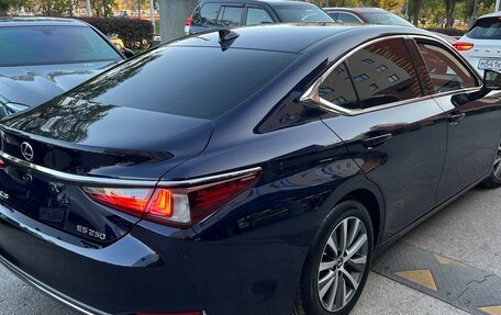 Lexus ES VII, 2019 год, 3 920 000 рублей, 4 фотография
