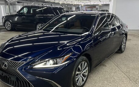 Lexus ES VII, 2019 год, 3 920 000 рублей, 10 фотография
