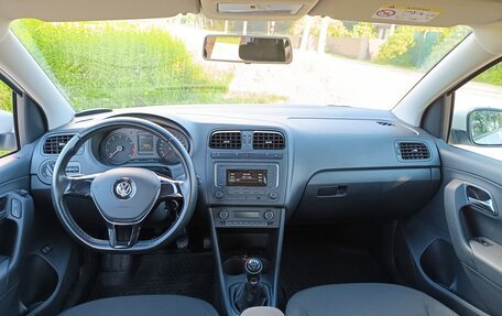 Volkswagen Polo VI (EU Market), 2015 год, 995 000 рублей, 7 фотография