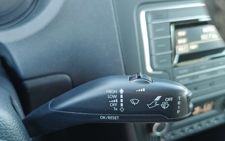 Volkswagen Polo VI (EU Market), 2015 год, 995 000 рублей, 13 фотография