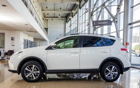 Toyota RAV4, 2015 год, 2 068 000 рублей, 4 фотография