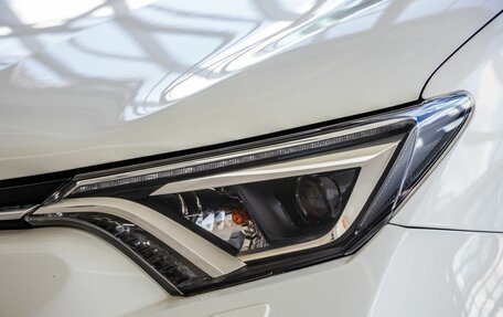 Toyota RAV4, 2015 год, 2 068 000 рублей, 10 фотография