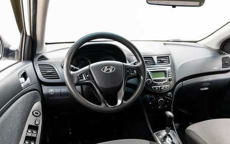 Hyundai Solaris II рестайлинг, 2013 год, 798 000 рублей, 14 фотография
