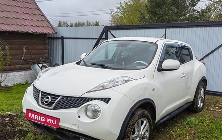 Nissan Juke II, 2012 год, 800 000 рублей, 3 фотография