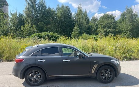 Infiniti QX70, 2016 год, 2 100 000 рублей, 2 фотография