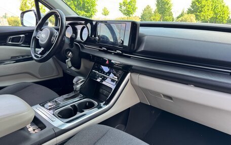 KIA Carnival, 2021 год, 3 330 000 рублей, 8 фотография