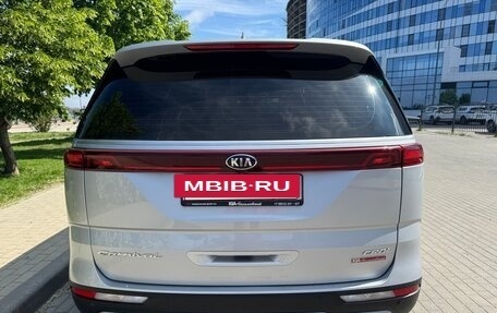 KIA Carnival, 2021 год, 3 330 000 рублей, 4 фотография