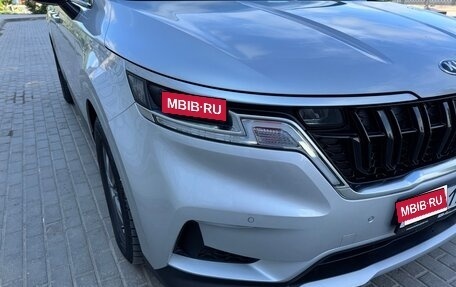 KIA Carnival, 2021 год, 3 330 000 рублей, 21 фотография