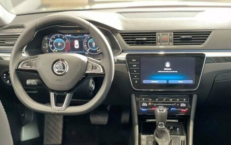 Skoda Superb III рестайлинг, 2025 год, 3 890 000 рублей, 7 фотография