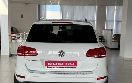 Volkswagen Touareg III, 2012 год, 2 020 000 рублей, 10 фотография