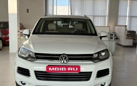 Volkswagen Touareg III, 2012 год, 2 020 000 рублей, 2 фотография