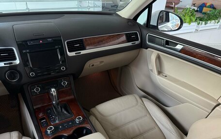 Volkswagen Touareg III, 2012 год, 2 020 000 рублей, 23 фотография