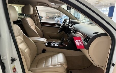 Volkswagen Touareg III, 2012 год, 2 020 000 рублей, 26 фотография