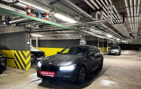 BMW 7 серия, 2018 год, 4 500 000 рублей, 5 фотография