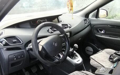 Renault Scenic III, 2015 год, 1 100 000 рублей, 8 фотография