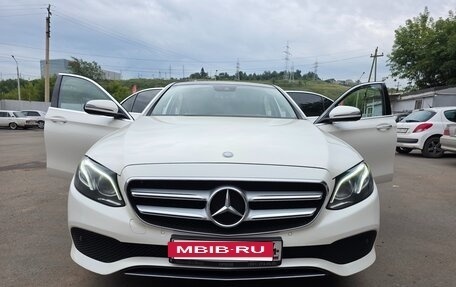 Mercedes-Benz E-Класс, 2016 год, 3 300 000 рублей, 2 фотография