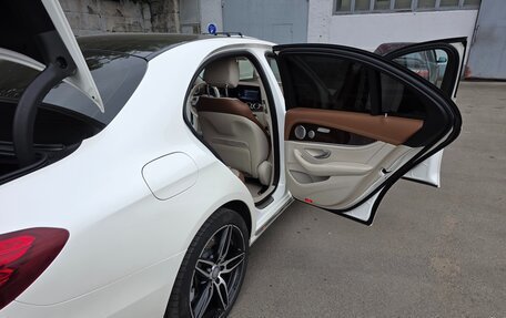 Mercedes-Benz E-Класс, 2016 год, 3 300 000 рублей, 8 фотография