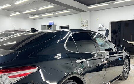 Toyota Camry, 2023 год, 3 200 000 рублей, 9 фотография