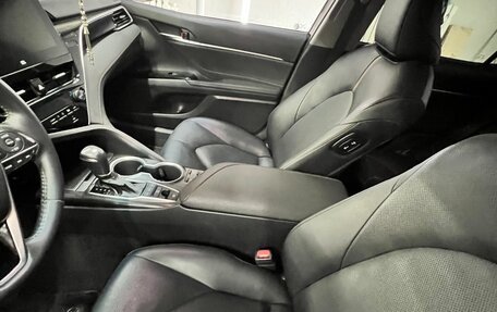 Toyota Camry, 2023 год, 3 200 000 рублей, 17 фотография