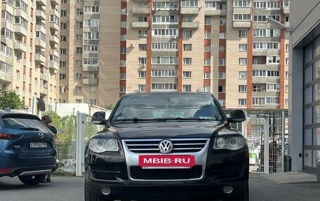 Volkswagen Touareg III, 2008 год, 1 099 000 рублей, 2 фотография