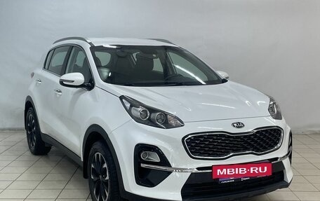 KIA Sportage IV рестайлинг, 2018 год, 2 020 000 рублей, 2 фотография