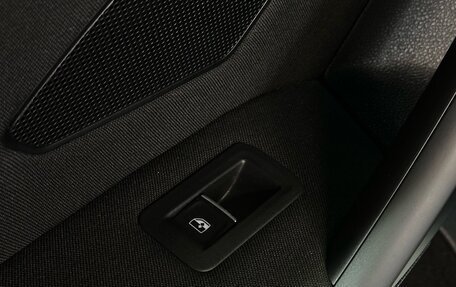 Volkswagen Tiguan II, 2018 год, 2 343 987 рублей, 18 фотография