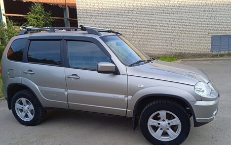 Chevrolet Niva I рестайлинг, 2013 год, 500 000 рублей, 8 фотография