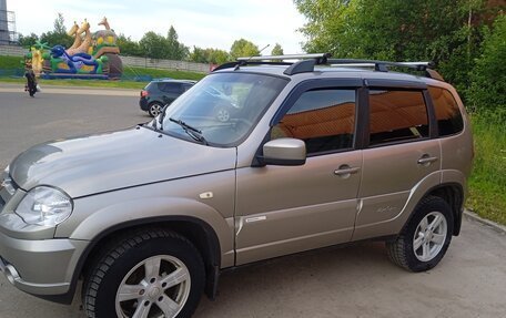 Chevrolet Niva I рестайлинг, 2013 год, 500 000 рублей, 16 фотография