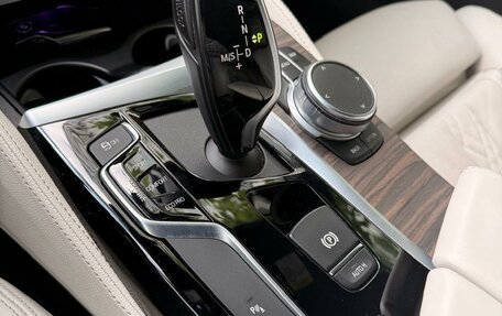 BMW 5 серия, 2019 год, 5 300 000 рублей, 14 фотография