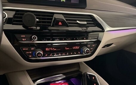 BMW 5 серия, 2019 год, 5 300 000 рублей, 13 фотография