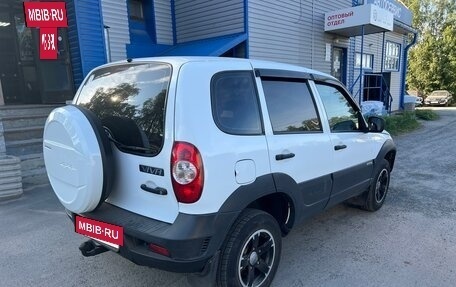 Chevrolet Niva I рестайлинг, 2018 год, 679 000 рублей, 6 фотография