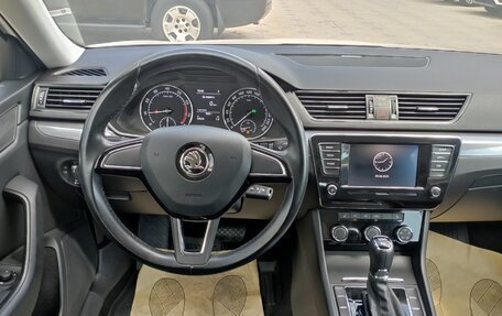 Skoda Superb III рестайлинг, 2019 год, 2 190 000 рублей, 11 фотография