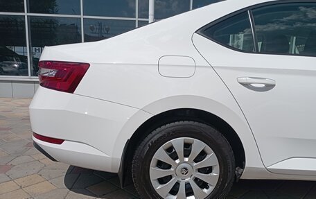 Skoda Superb III рестайлинг, 2019 год, 2 190 000 рублей, 29 фотография