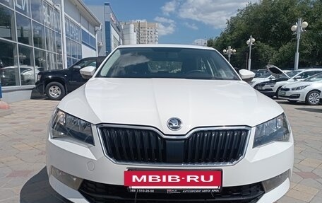 Skoda Superb III рестайлинг, 2019 год, 2 190 000 рублей, 32 фотография