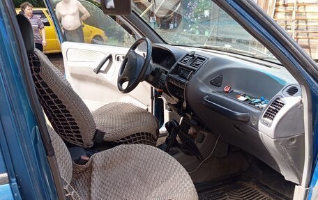 Nissan Terrano II рестайлинг, 1994 год, 149 000 рублей, 3 фотография