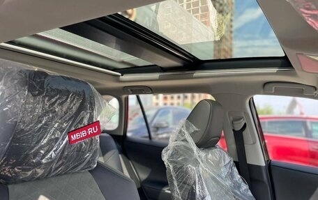 Toyota RAV4, 2025 год, 3 750 000 рублей, 24 фотография