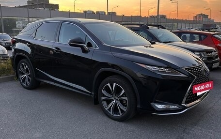 Lexus RX IV рестайлинг, 2021 год, 5 500 000 рублей, 8 фотография