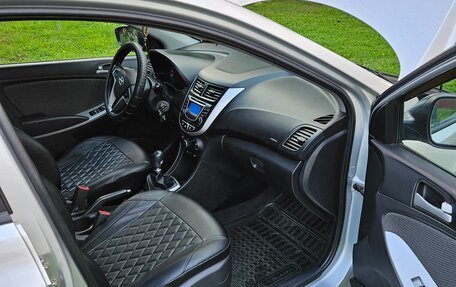 Hyundai Solaris II рестайлинг, 2014 год, 800 000 рублей, 9 фотография