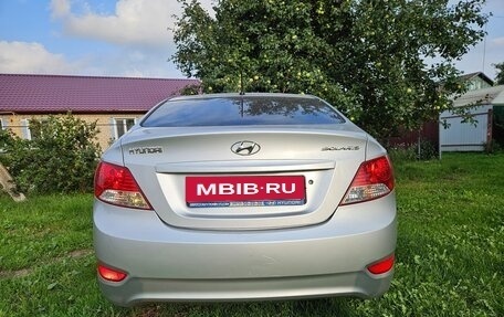 Hyundai Solaris II рестайлинг, 2014 год, 800 000 рублей, 2 фотография