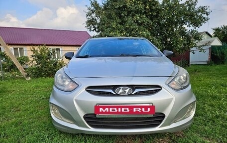 Hyundai Solaris II рестайлинг, 2014 год, 800 000 рублей, 11 фотография