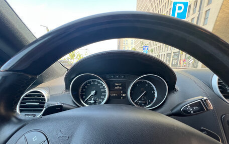 Mercedes-Benz GL-Класс, 2012 год, 2 050 000 рублей, 9 фотография