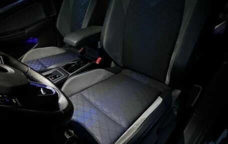Volkswagen Golf R, 2021 год, 4 600 000 рублей, 13 фотография