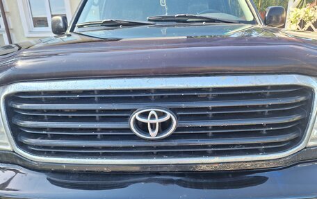 Toyota Land Cruiser 100 рестайлинг 2, 1999 год, 1 600 000 рублей, 11 фотография