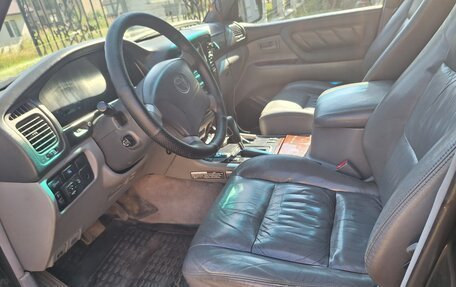 Toyota Land Cruiser 100 рестайлинг 2, 1999 год, 1 600 000 рублей, 30 фотография